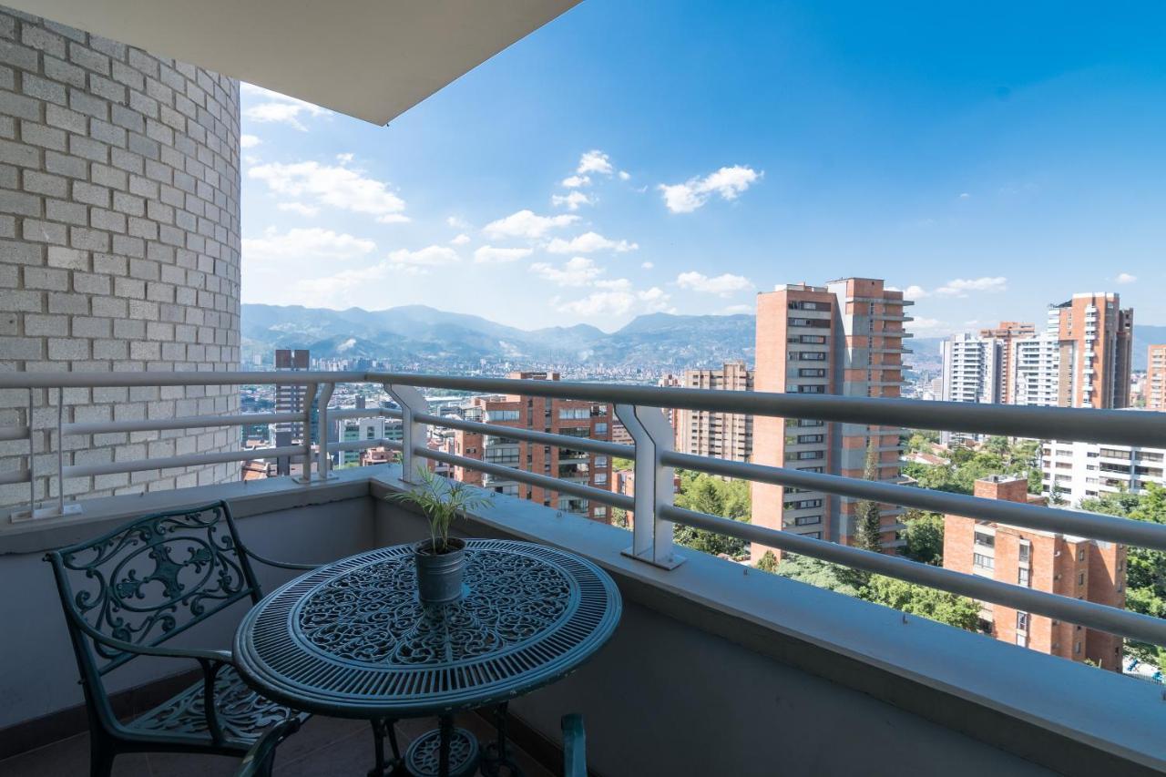 מדיין Apartamentos Poblado Alejandria By Housy Host מראה חיצוני תמונה