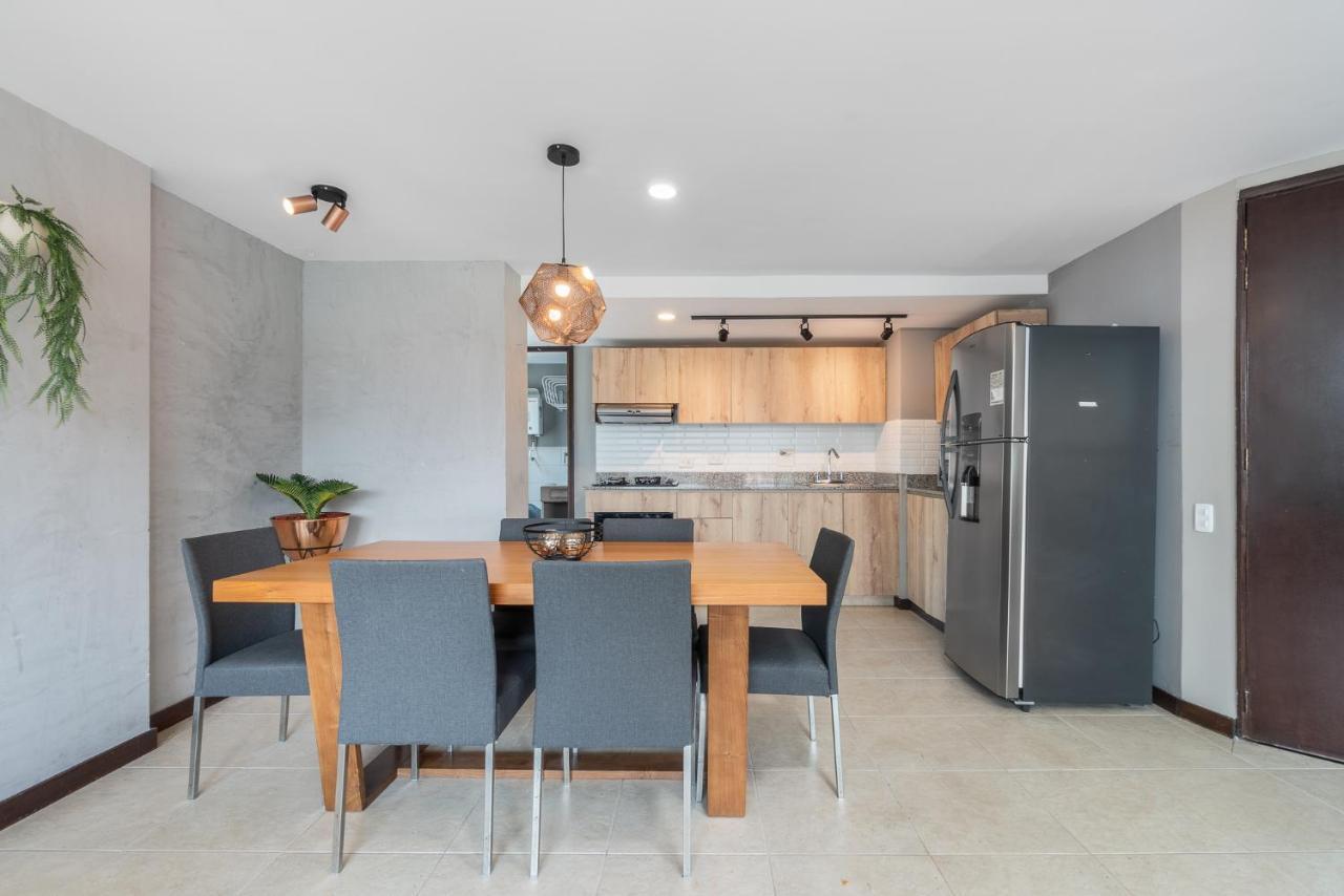 מדיין Apartamentos Poblado Alejandria By Housy Host מראה חיצוני תמונה