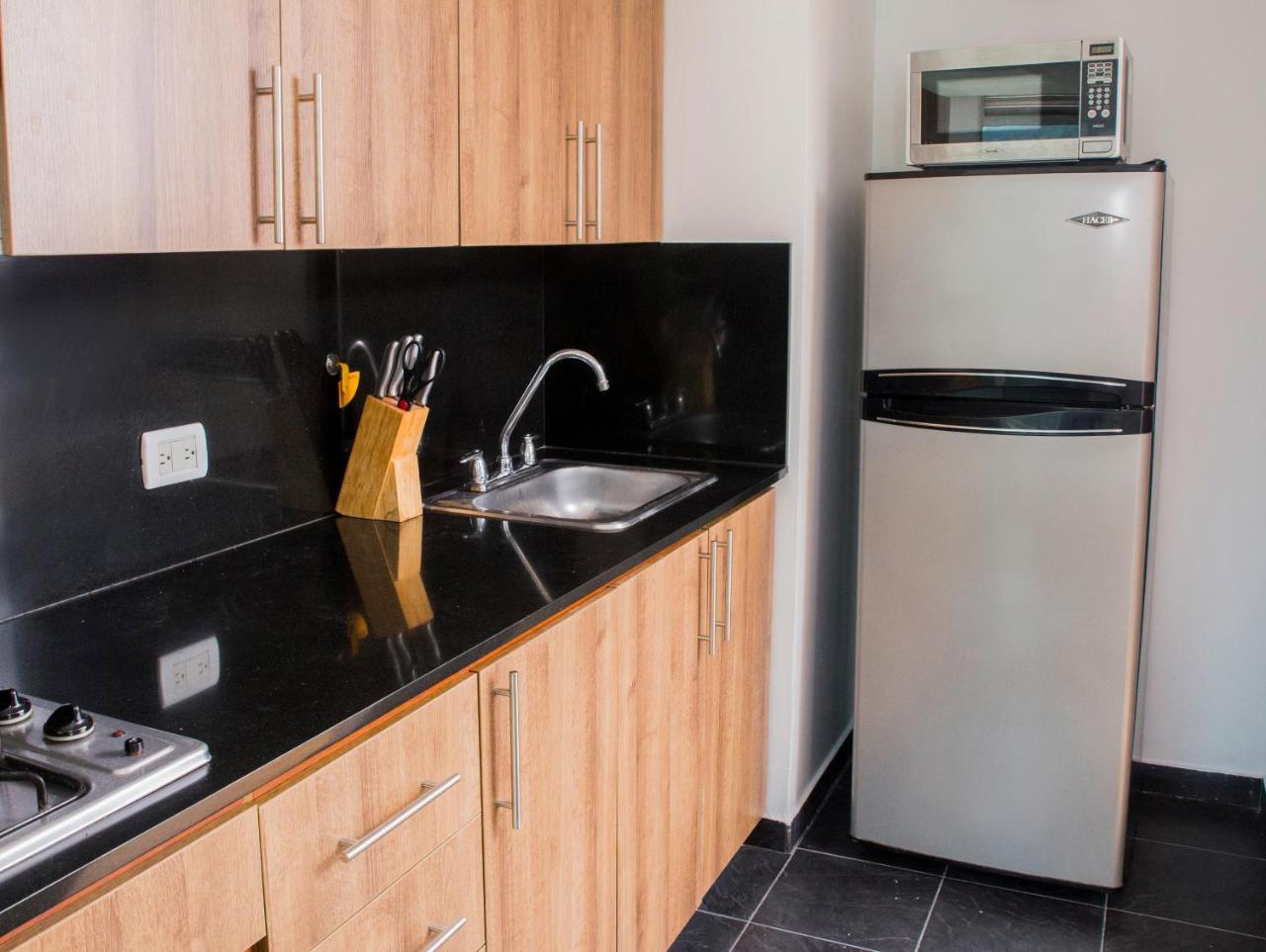מדיין Apartamentos Poblado Alejandria By Housy Host מראה חיצוני תמונה